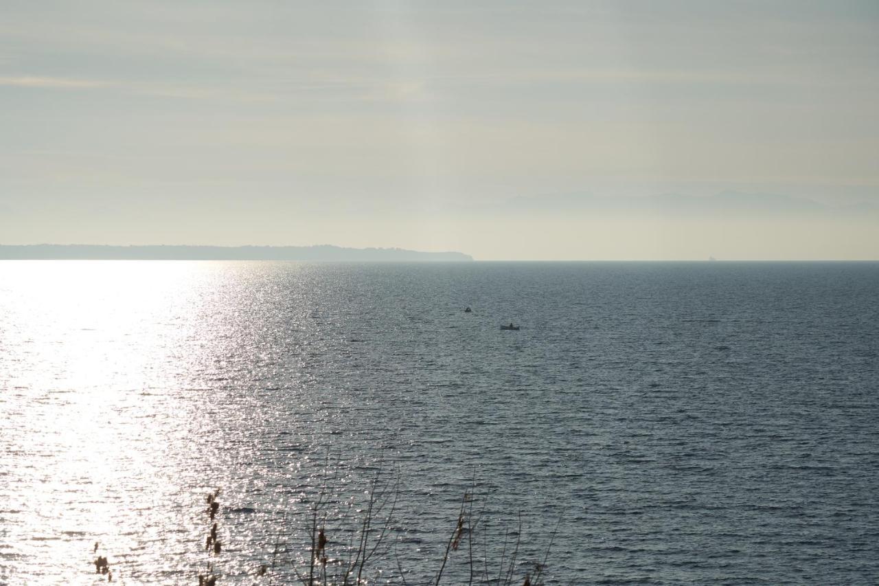 Seafront Luxury President Suite Aegean Sunset Salonicco Esterno foto